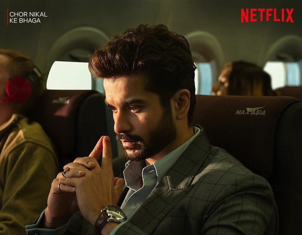 Review Film Chor Nikal Ke Bhaga: Pembalasan Manis Dalam Pembajakan Pesawat, Tak Tertebak!