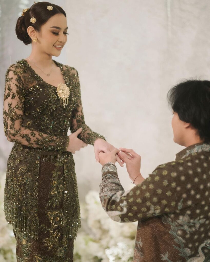 Mahalini Raharja Resmi Tunangan, Ini Ungkapan Haru Rizky Febian