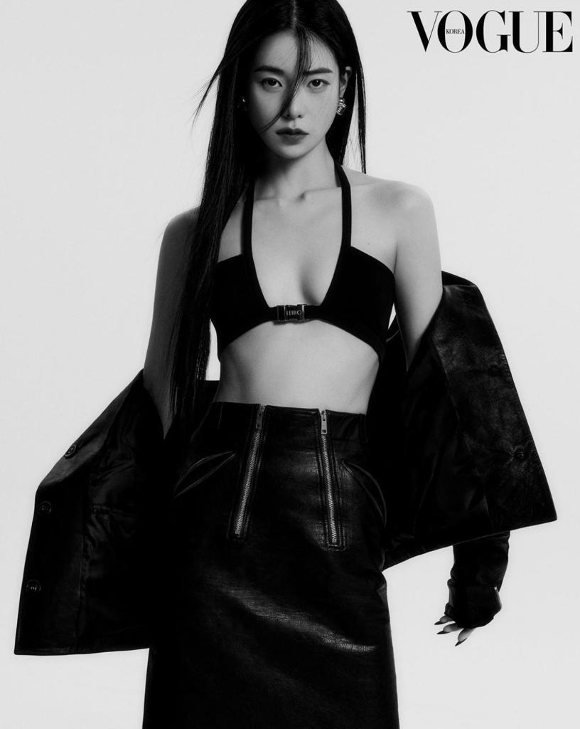 Foto Pakai Lingerie, Lim Ji Yeon The Glory Pancarkan Karisma Unik