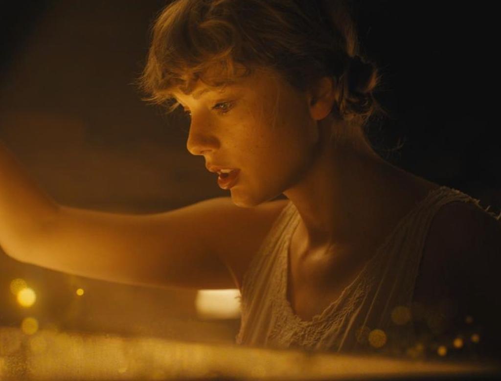 Hubungan Asmara Taylor Swift dan Joe Alwyn Putus Setelah 6 Tahun Pacaran, Ini Sebabnya!