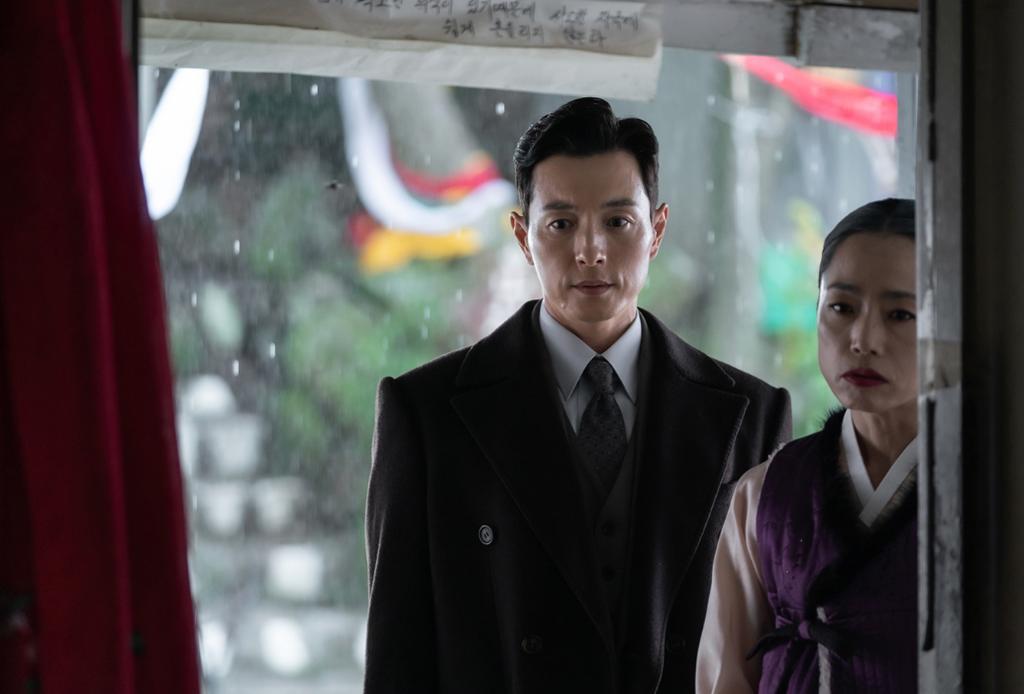 Jung Sung Il Punya Perasaan Untuk Song Hye Kyo di The Glory? Penulis Kim Eun Sook Klarifikasi